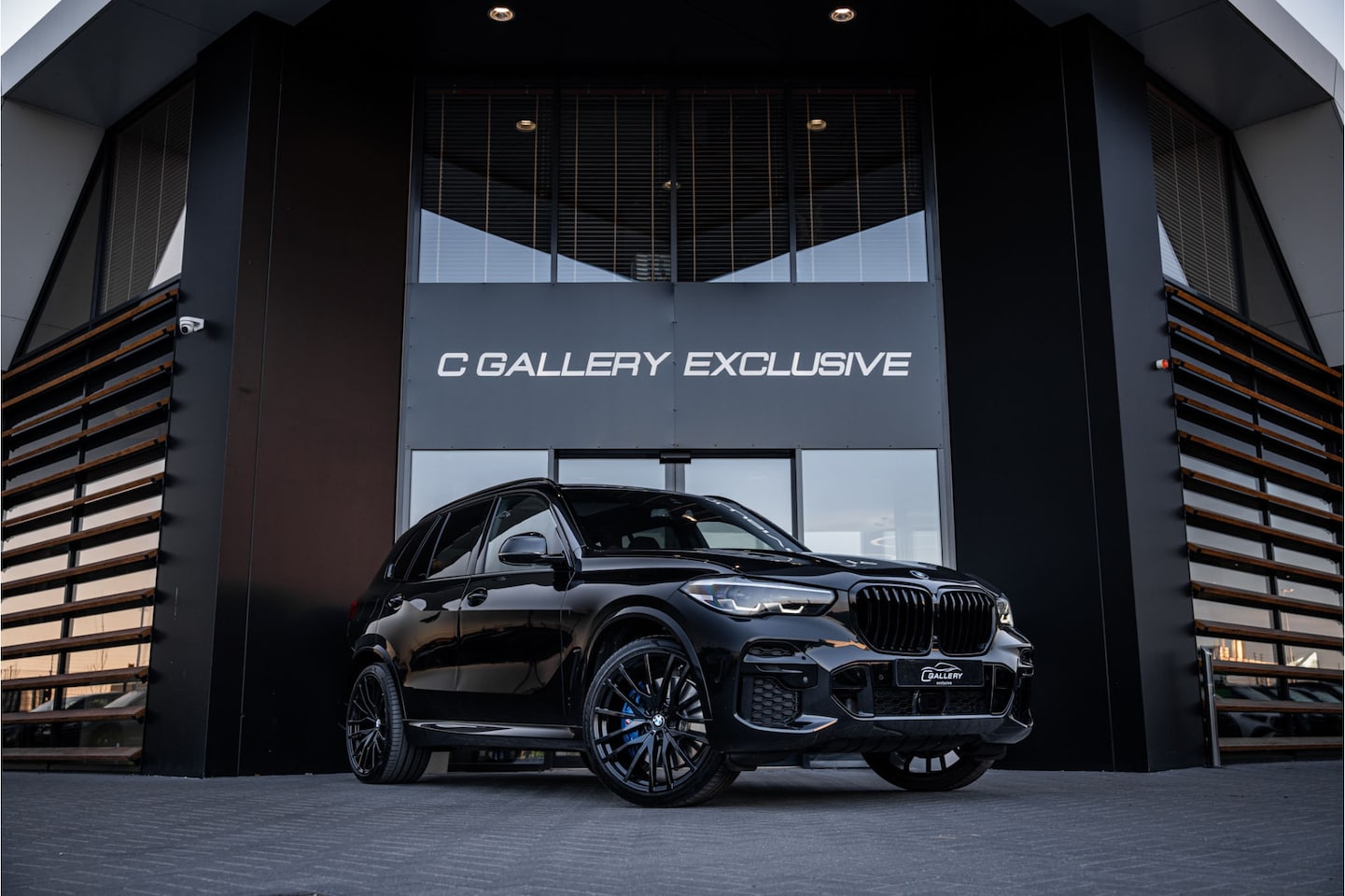 BMW X5 - xDrive30d - Ex. BTW | Grijs Kenteken | M-Sport | Panorama | Elek. Trekhaak - AutoWereld.nl