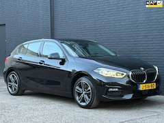 BMW 1-serie - 118i Executive Edition |M SPORT | CARPLAY | LEER| MULTI STUUR | TREKHAAK