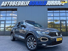 Volkswagen T-Roc - 1.5 TSI Sport NL.Auto/Panoramadak/Full Led/Virtual Cockpit/Camera/Half-Leder/Adaptive-Crui