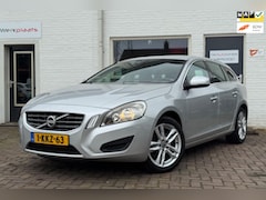 Volvo V60 - 1.6 T3 Trekhaak AUTOMAAT