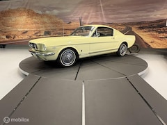 Ford Mustang Fastback