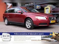Volvo V70 - 2.0F 145 pk Stoelverwarming, Trekhaak