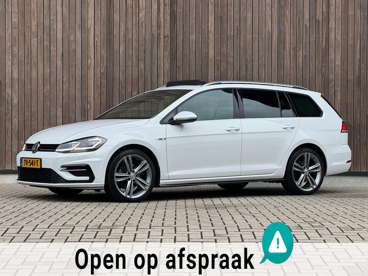 Volkswagen Golf Variant - 1.6 TDI Highline|3x R-Line|Pano|ACC| - AutoWereld.nl