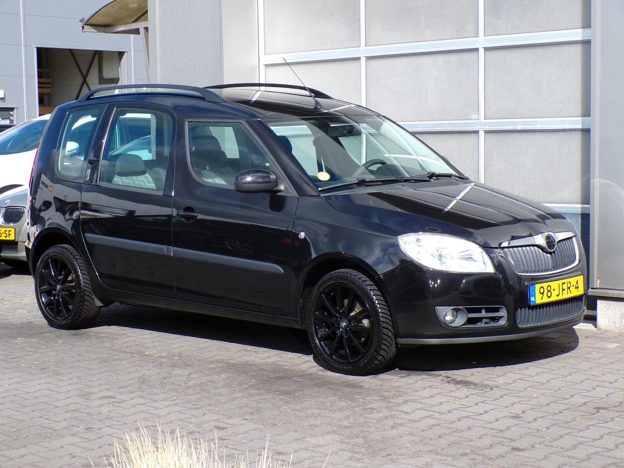 Skoda Roomster - 1.4-16V Navigator Clima/Cruise!! - AutoWereld.nl