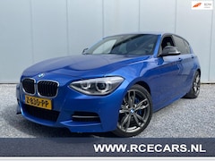 BMW 1-serie - M135i High Executive 320 PK Alcantara CLIMA Navigatie Harman Kardon