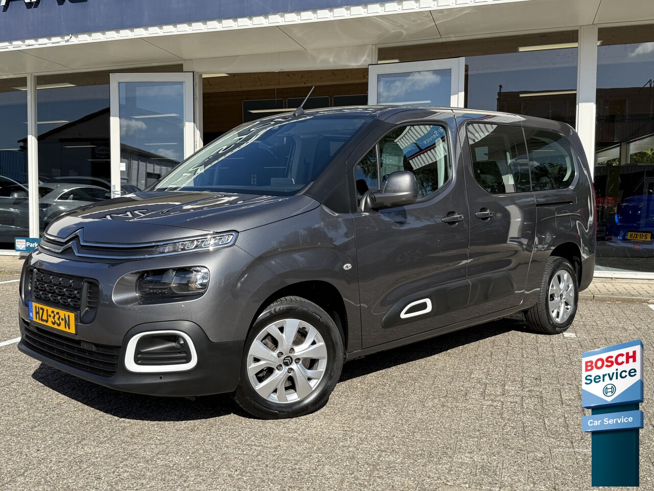 Citroën Berlingo XL - 1.2 PureTech Feel 7p. | Automaat | Navi | Apple Carplay | Bluetooth | PDC v+a incl. Camera - AutoWereld.nl