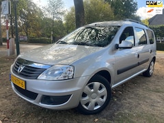 Dacia Logan MCV - 1.6 Lauréate AIRCO/ TREKHAAK/APK 15-10-2026