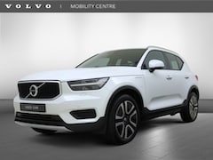 Volvo XC40 - T5 Twin Engine Momentum Pro | Trekhaak | Dodehoekdetectie |