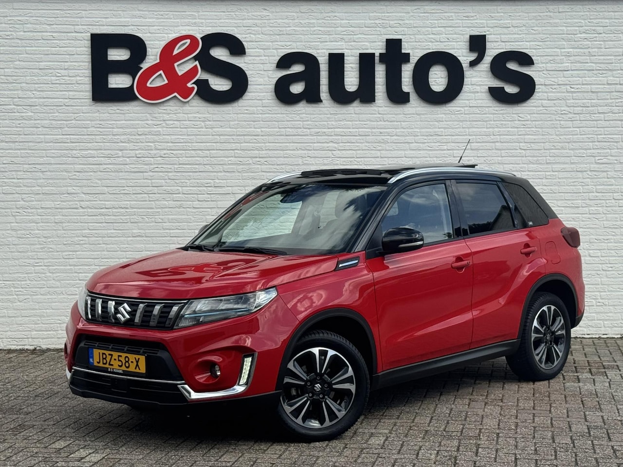 Suzuki Vitara - 1.4 Boosterjet Style Smart Hybrid AllGrip Adaptive cruise Climate control Panoramadak Appl - AutoWereld.nl