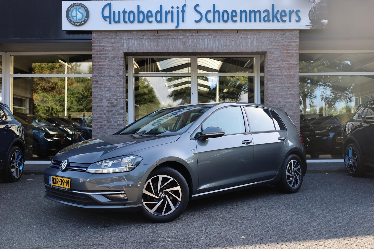 Volkswagen Golf - VII 1.5 TSi ACT BlueMotion CAMERA CARPLAY DAB TREKHAAK-ELEC 2xPDC ACC NAVI LMV ENZ! - AutoWereld.nl