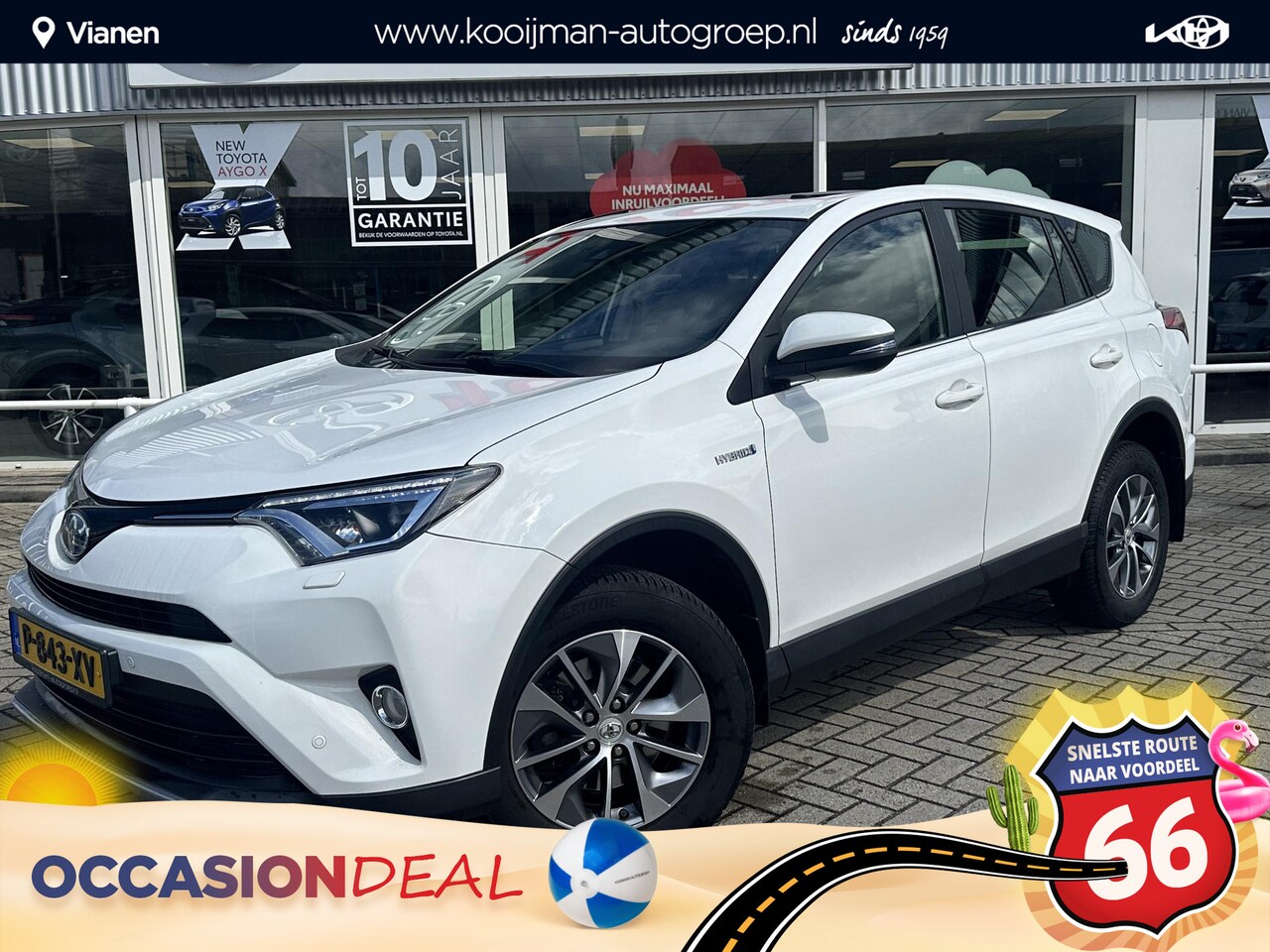 Toyota RAV4 - 2.5 Hybrid Dynamic lichtmetalen velgen 17" , Sunroof , Parkeersensoren voor - achter , Sto - AutoWereld.nl