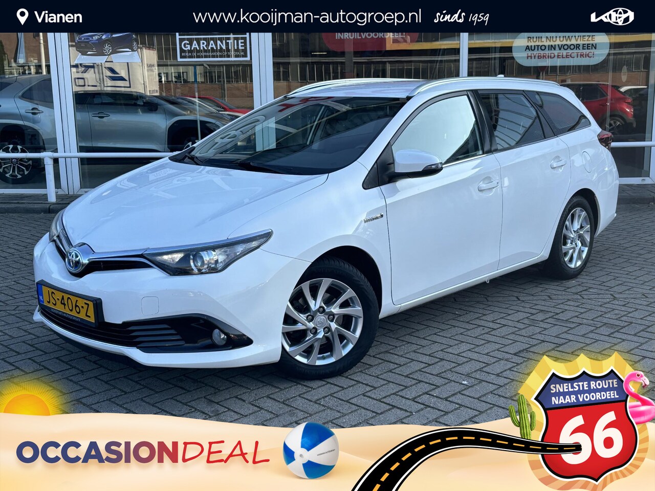 Toyota Auris Touring Sports - 1.8 Hybrid Aspiration | Cruise control | Spraakbediening | Airconditioning | Keyless start - AutoWereld.nl