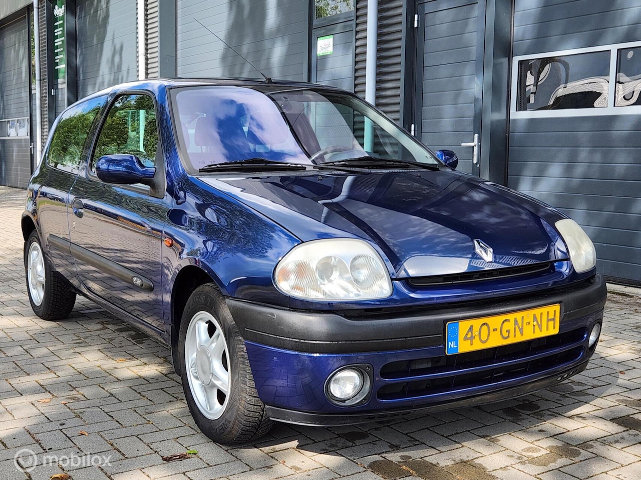 Renault Clio - 1.4 RN | DB-RIEM VERVANGEN | NAP | TREKHAAK - AutoWereld.nl