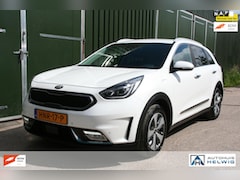 Kia Niro - 1.6 GDi PHEV Hybrid ExecutiveLine , LEER, AIRCO, NAVIGATIE, CAMERA, TREKHAAK
