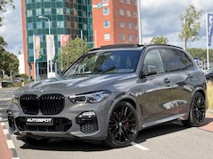 BMW X5 - xDrive45e M-Sport Dravit Grijs Pano Sky Lounge Swarovski