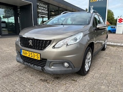 Peugeot 2008 - 1.2 Puretech Blue Lion ''Trekhaak - PDC - Navi ''