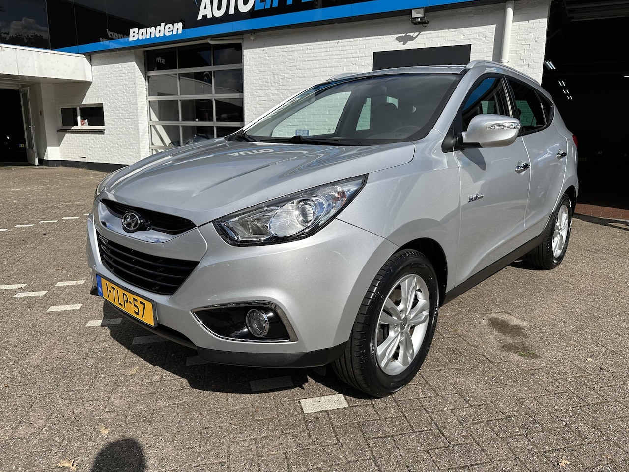 Hyundai ix35 - 1.6i GDI i-Magine /Dakdragers/Trekhaak/Camera/Lm velgen/Nieuwe apk bij aflevering - AutoWereld.nl