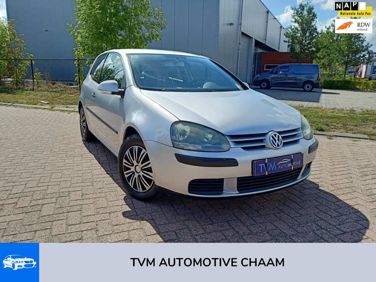 Volkswagen Golf - 1.6 FSI Trendline 1.6 FSI Trendline - AutoWereld.nl