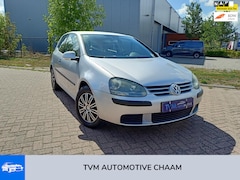 Volkswagen Golf - 1.6 FSI Trendline