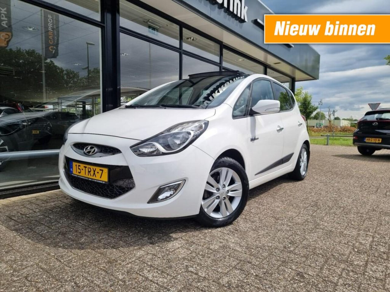 Hyundai ix20 - 1.6I I-CATCHER NAVI/CLIMATE/CRUISE/TREKHAAK/PANO - AutoWereld.nl