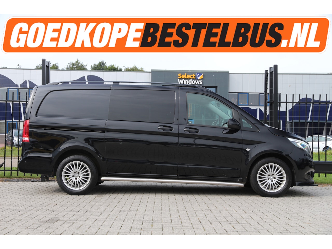 Mercedes-Benz Vito - 111 CDI / DC / L2H1 / Leer / Cruise / Clima.. - AutoWereld.nl