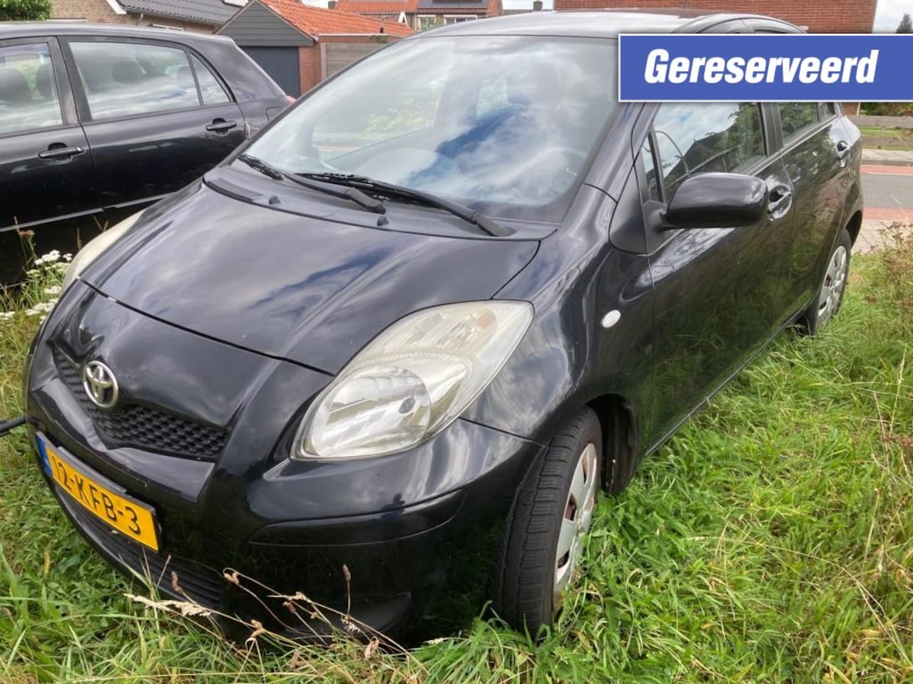 Toyota Yaris - 1.33 Vvt-i  MMT 5 Drs. Airco Schade LEZEN! - AutoWereld.nl
