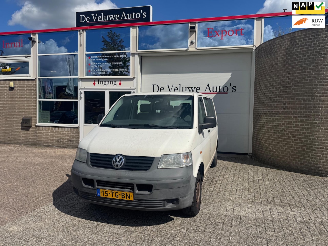 Volkswagen Transporter Kombi - 1.9 TDI 300 Baseline 9 PERSOONS - AutoWereld.nl