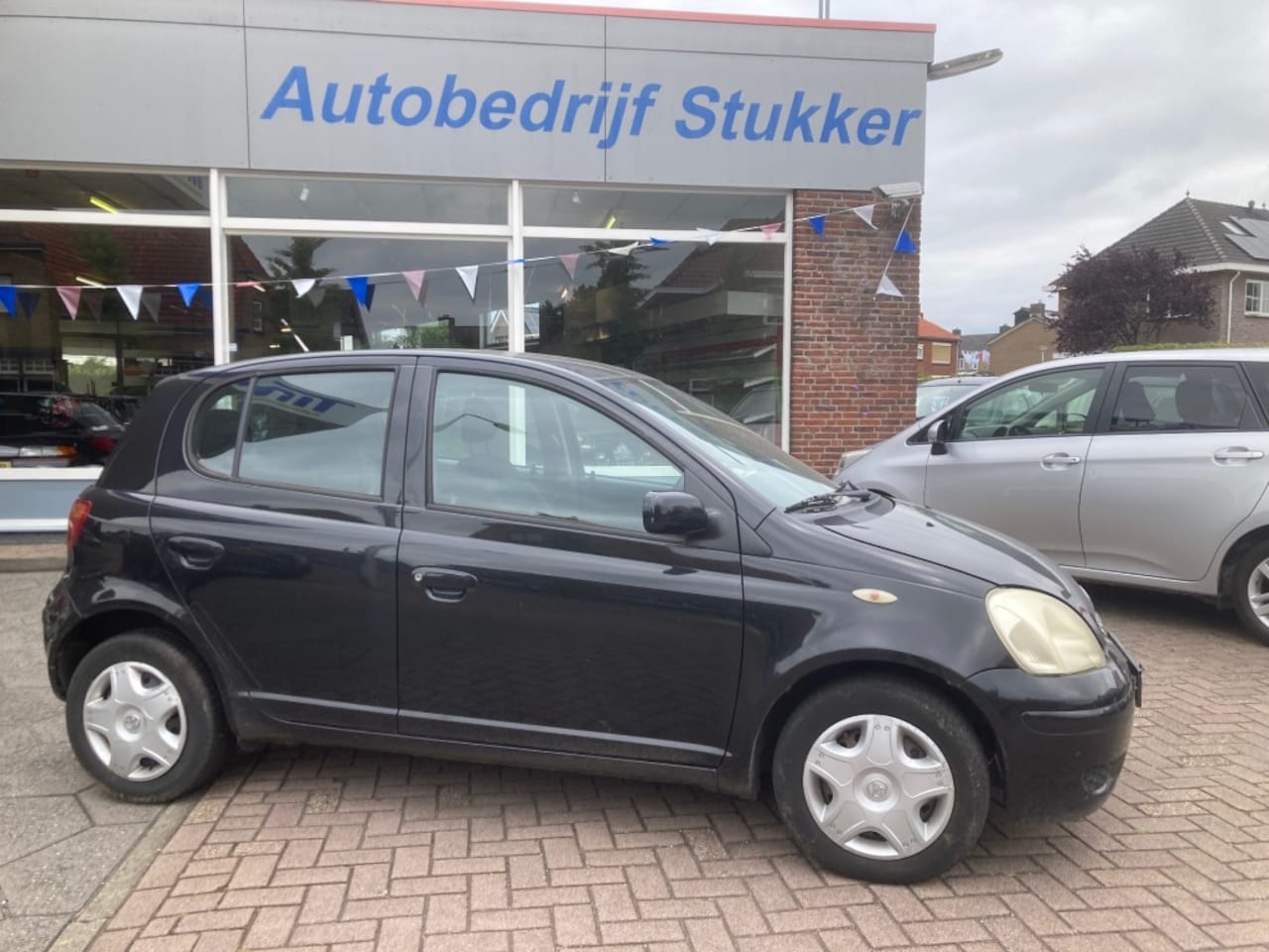 Toyota Yaris - VVT-i Linia Sol Airco 5 deurs EXPORTPRIJS gebruikssporen. - AutoWereld.nl