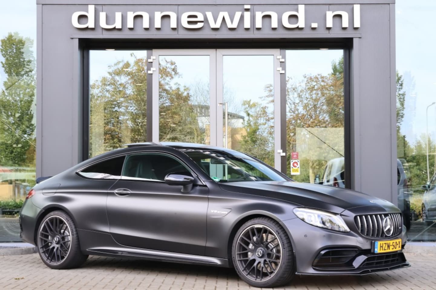 Mercedes-Benz C-klasse - AMG 63 Coupe*Performance*Carbon*Pano*HUD*Burmester*Stoelkoeling*Dealeronderhouden - AutoWereld.nl