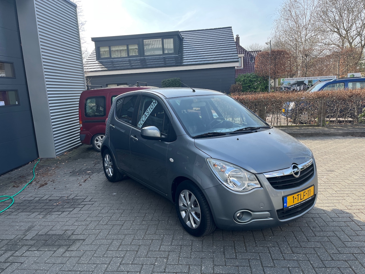 Opel Agila - 1.0 Berlin+ Airco; Trekhaak - AutoWereld.nl