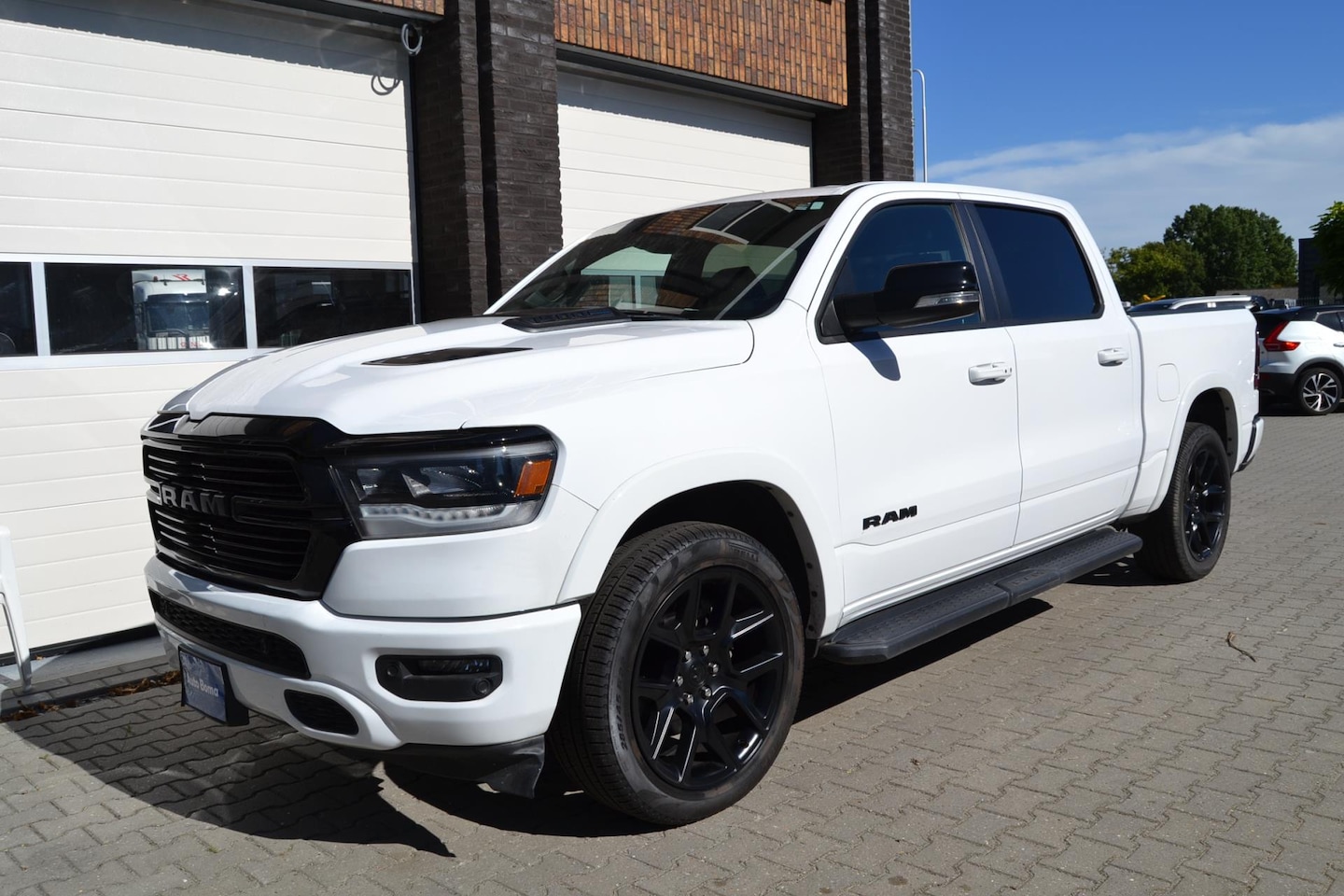 Dodge Ram 1500 - 5.7 V8 Crew Cab Laramie - AutoWereld.nl