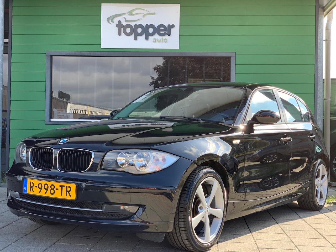 BMW 1-serie - 118i |Schuif/Kantel Dak | Navigatie | StoelVw. | - AutoWereld.nl