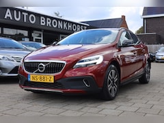Volvo V40 Cross Country - 1.5 T3 NORDIC+ AUTOMAAT | NAVI | NL AUTO