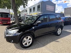 Toyota RAV4 - 2.2 D-CAT Executive 4x4