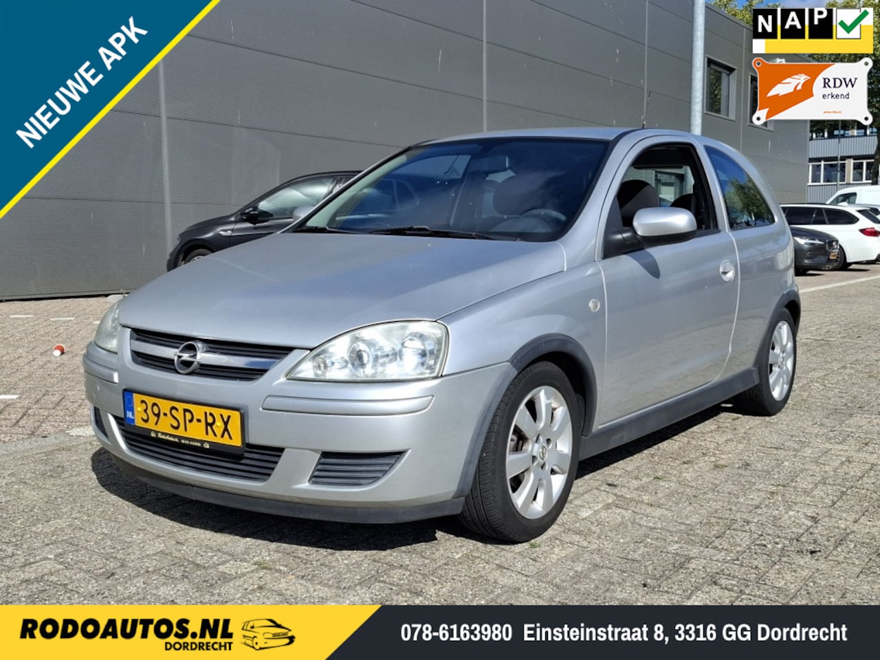 Opel Corsa - 1.0-12V Silverline 3-Drs Airco Nieuwe APK - AutoWereld.nl