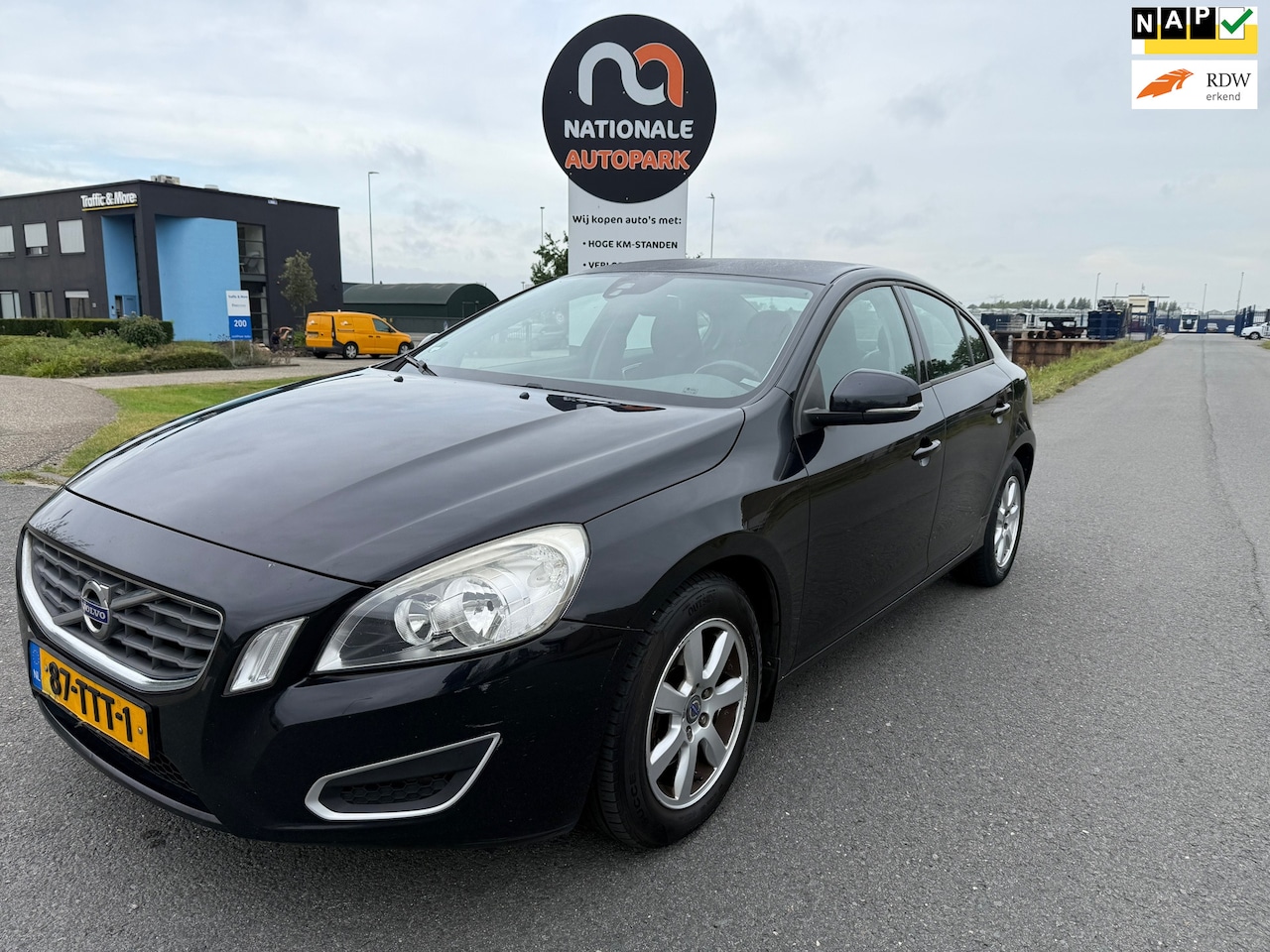 Volvo S60 - 2012 * 1.6 DRIVe Business * AIRCO * EURO 5 * APK * - AutoWereld.nl