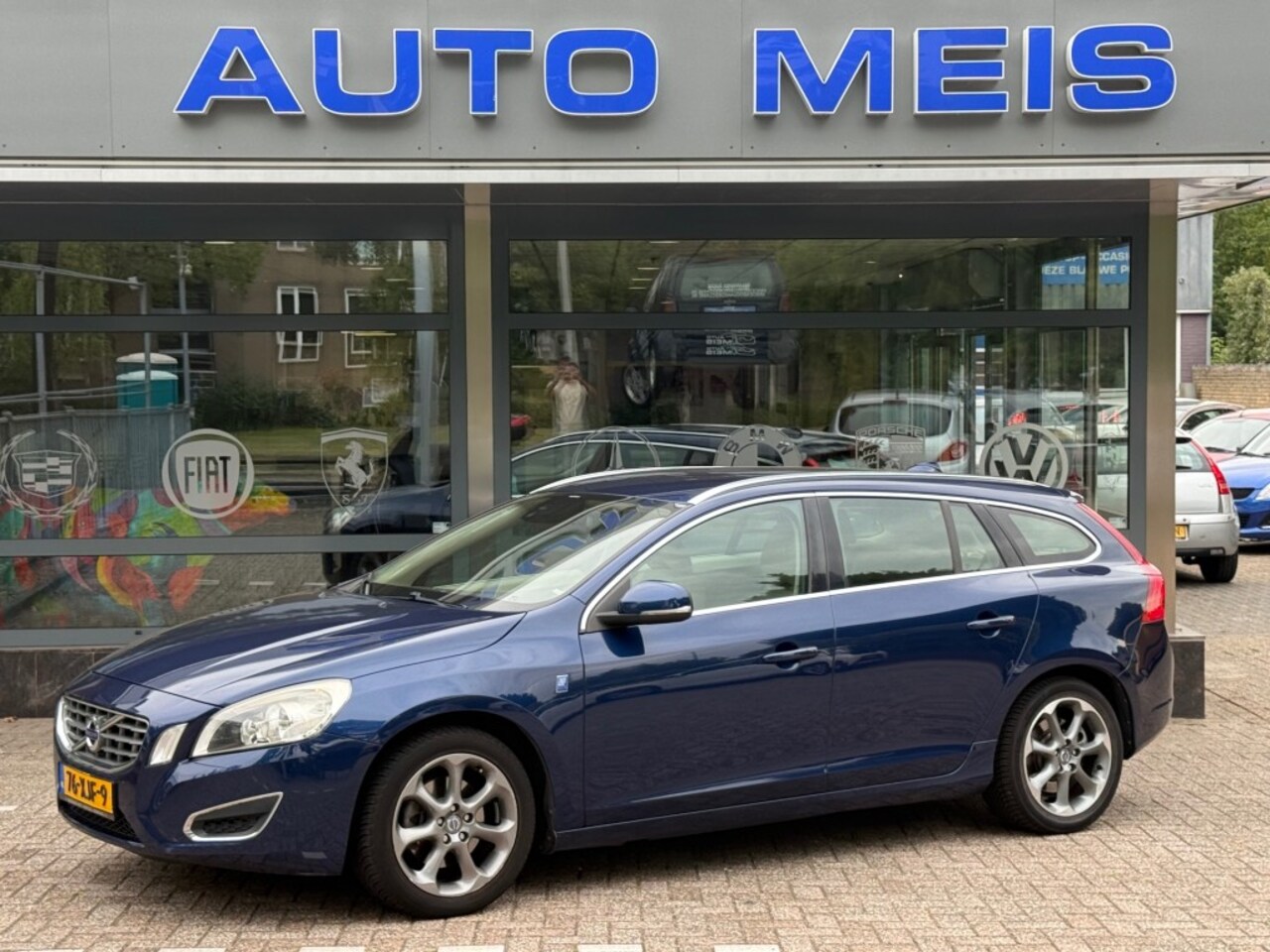 Volvo V60 - 1.6 T3 Ocean Race Leder Navi Clima Cruise Trekhaak - AutoWereld.nl