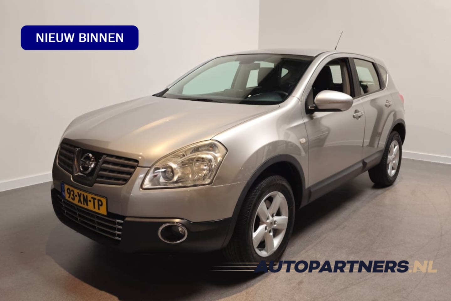 Nissan Qashqai - 2.0 - Cruise - Bluetooth - Trekhaak - AutoWereld.nl
