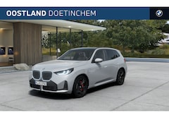 BMW X3 - 30e xDrive M Sport Automaat / Panoramadak / Trekhaak / Sportstoelen / Stoelventilatie / Co