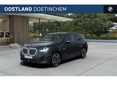 BMW X3 - 30e M Sport Automaat / Panoramadak / Trekhaak / Sportstoelen / Stoelventilatie / Comfort A