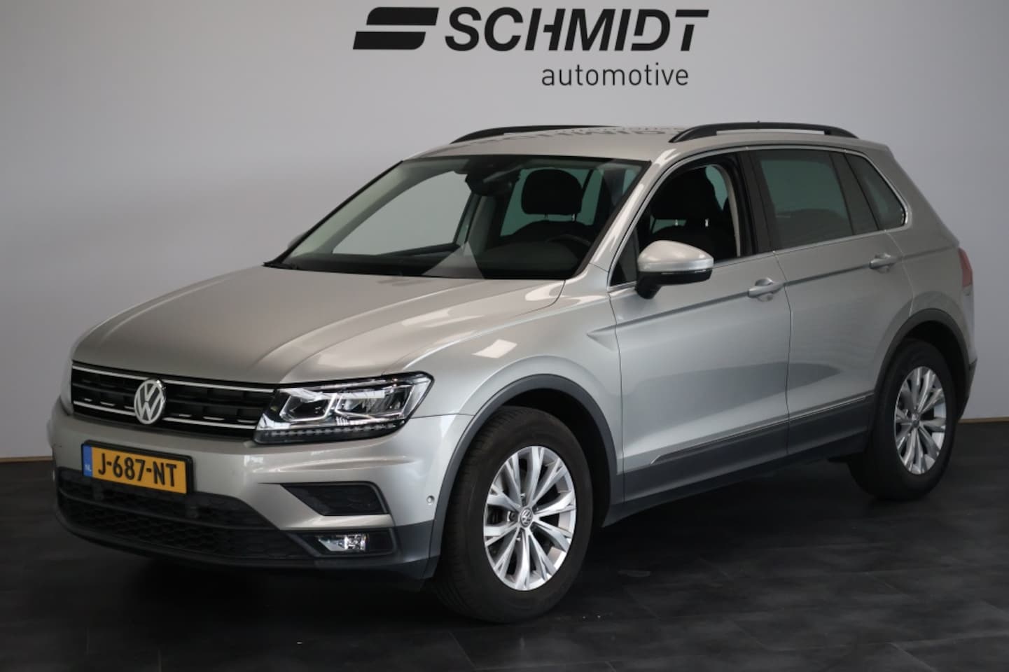 Volkswagen Tiguan - 1.5 TSI ACT CL Business | Camera | LED - AutoWereld.nl