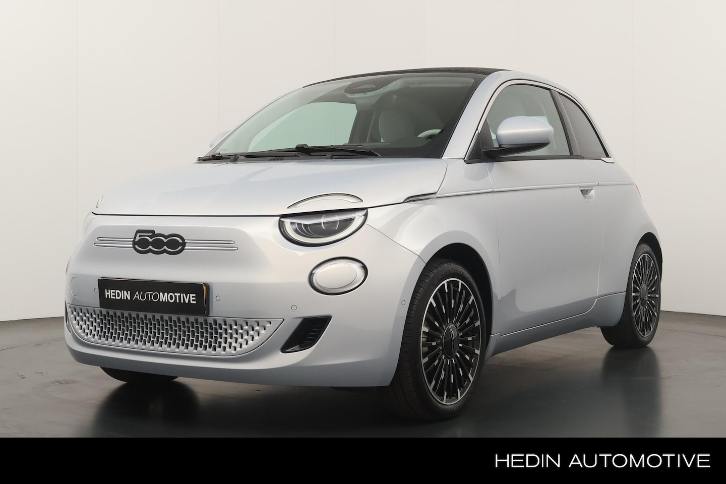 Fiat 500 C - La Prima 42 kWh | Zeer luxe Cabrio | Climate Control | Navigatie | Camera | Lederen bekled - AutoWereld.nl