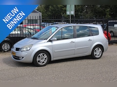 Renault Grand Scénic - 2.0-16V Tech Line 7p
