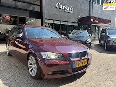 BMW 3-serie Touring - 318i High Executive navigatie