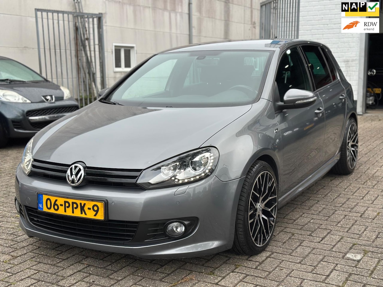 Volkswagen Golf - 1.4 TSI Highline R-line Bj:2011 Aut. Carplay Stoelverw. NAP - AutoWereld.nl