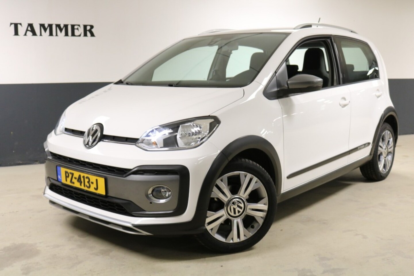 Volkswagen Up! - 1.0 BMT cross up! 2e EIGEN.-ORG.NL-STOELVERWARMING-ZEER NETTE - AutoWereld.nl