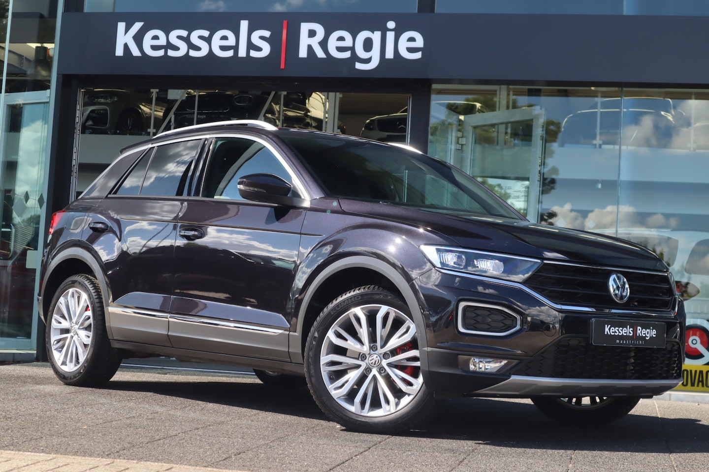 Volkswagen T-Roc - 1.5 TSI Sport Navi Led Virtual Camera ACC BLIS - AutoWereld.nl