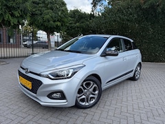 Hyundai i20 - 1.2 (4 cil.), Apple CarPlay, AIRCO, Cruise Control, Navigatie, Achteruitrijcamera, DAB, Bl