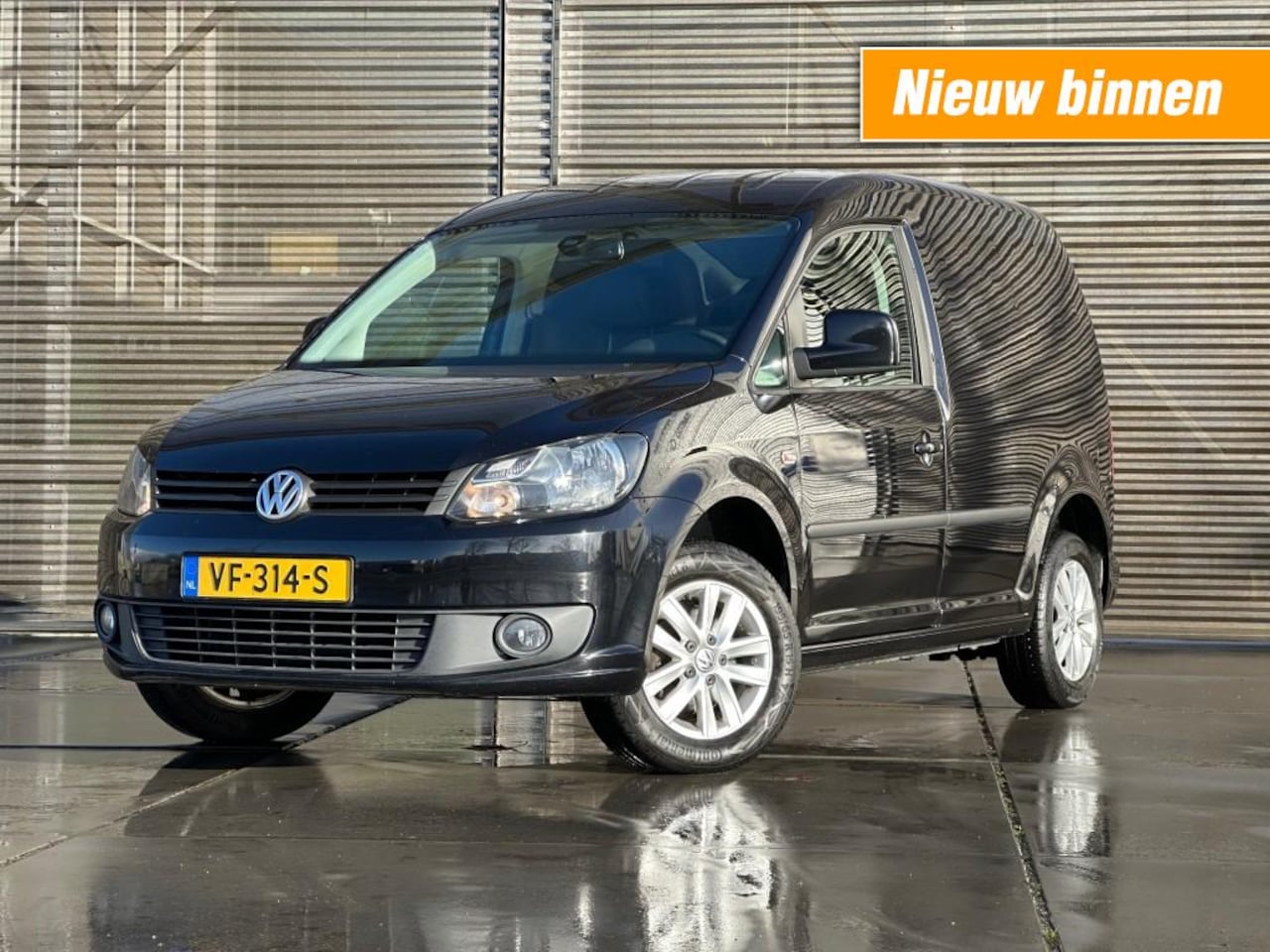Volkswagen Caddy - 1.6 TDI AIRCO/LM VELGEN !! LEESTEKST !! APK 24-9-2026 !! - AutoWereld.nl