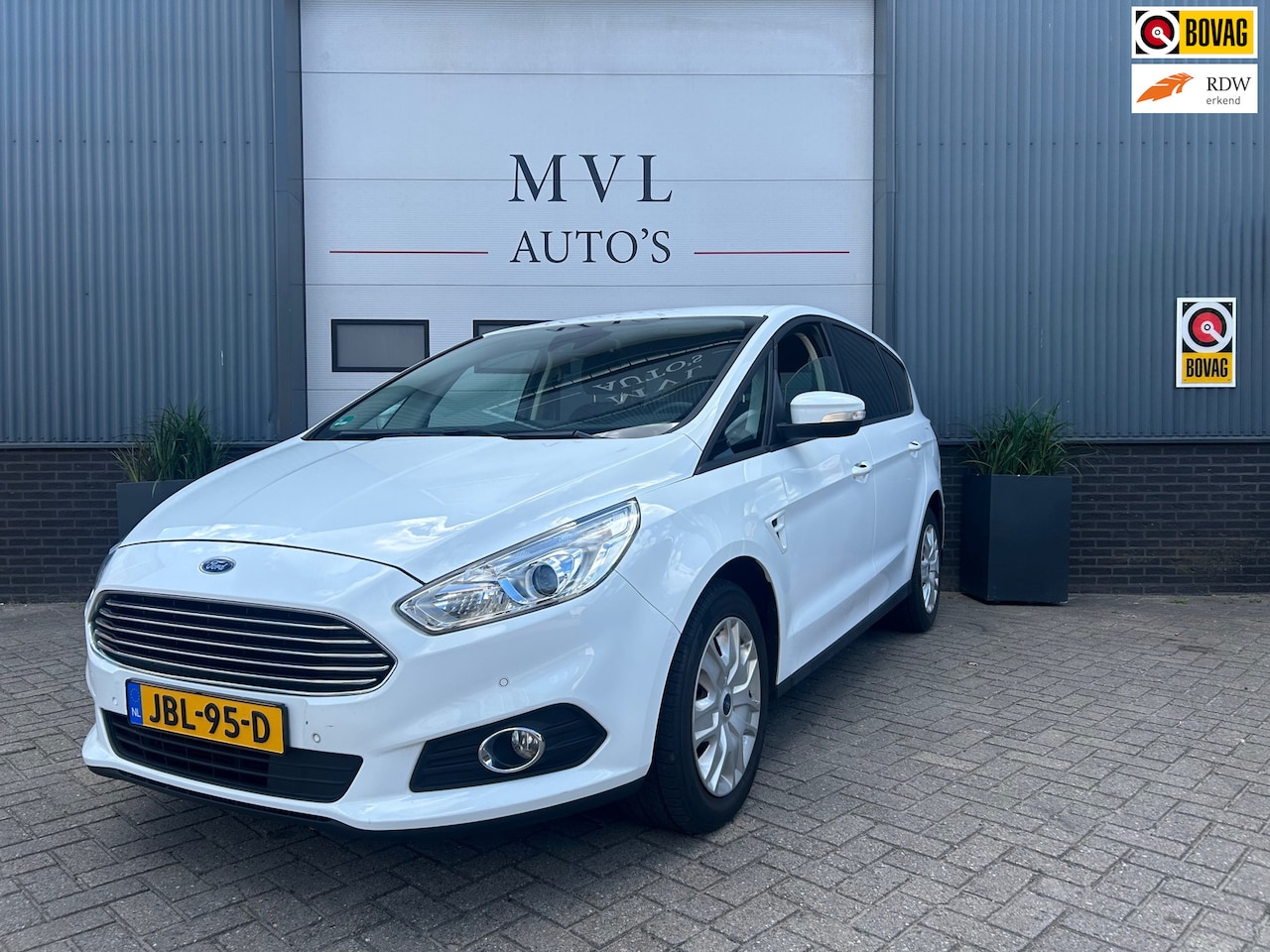 Ford S-Max - 1.5 Titanium 7p. / bovag / 7 persoons - AutoWereld.nl